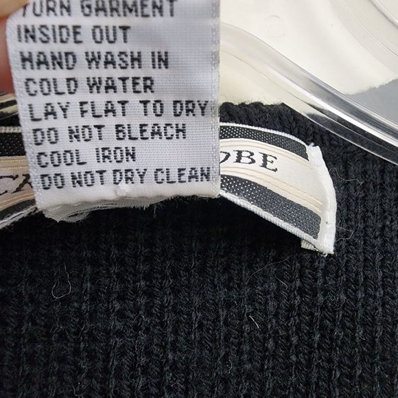 Crystal Kobe vintage Christmas button front cardigan sweater woman's size medium - Picture 8 of 10